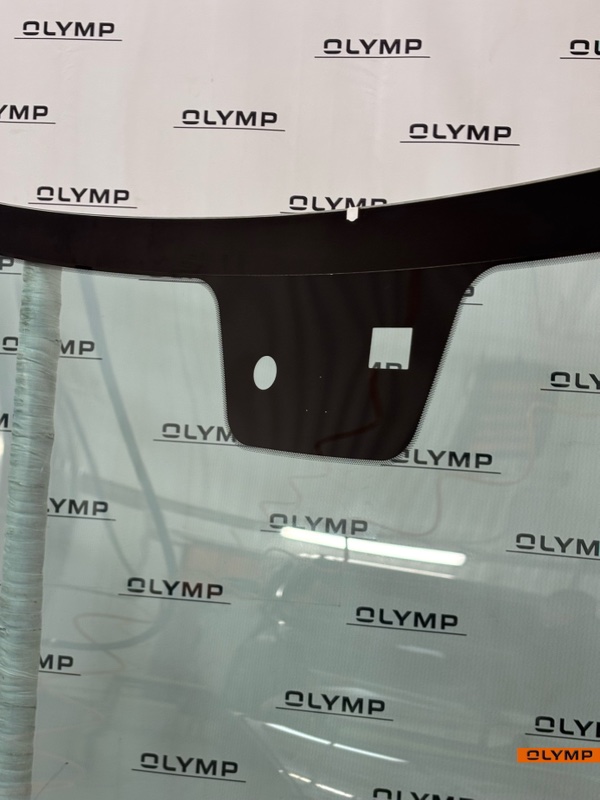 Стекло лобовое переднее Uni-K 2020-2025 CD569 D20TG-AA