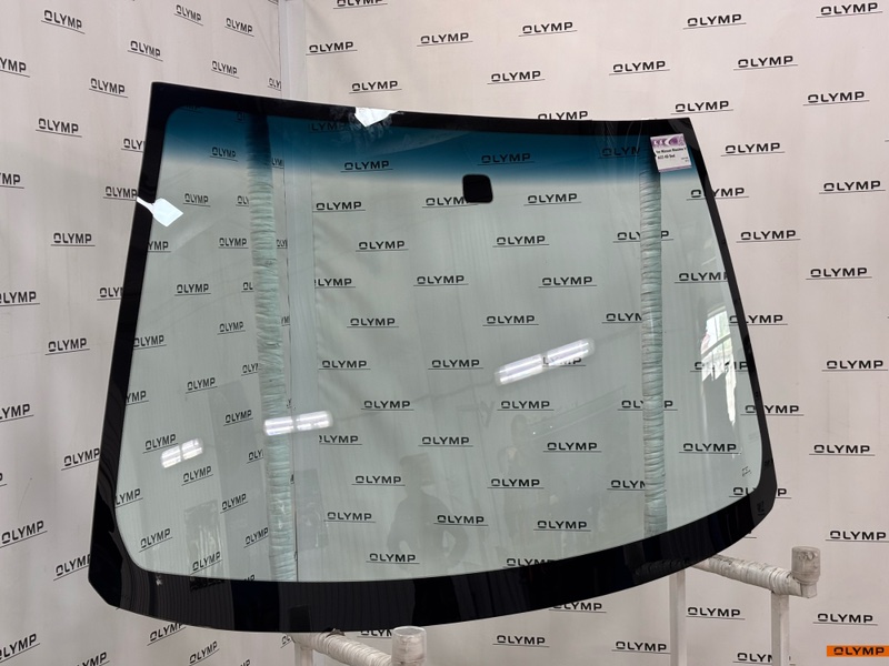 Стекло лобовое переднее Cefiro 1998-2006 A33 VQ20DE