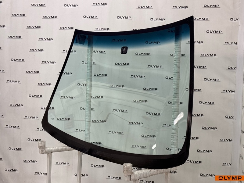 Стекло лобовое переднее Cefiro 1998-2006 A33 VQ20DE