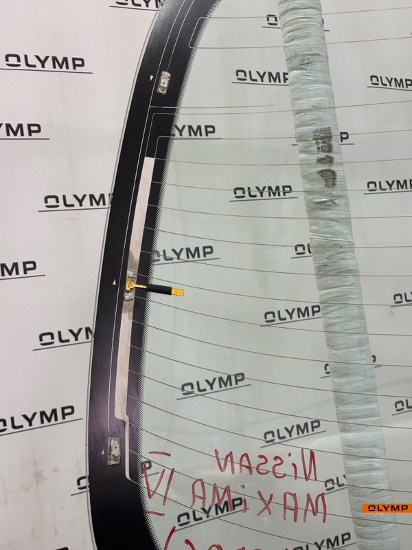 Стекло заднее Cefiro 1994-2000 A32 VQ20DE Стекло заднее Cefiro 1994-2000 A32 VQ20DE