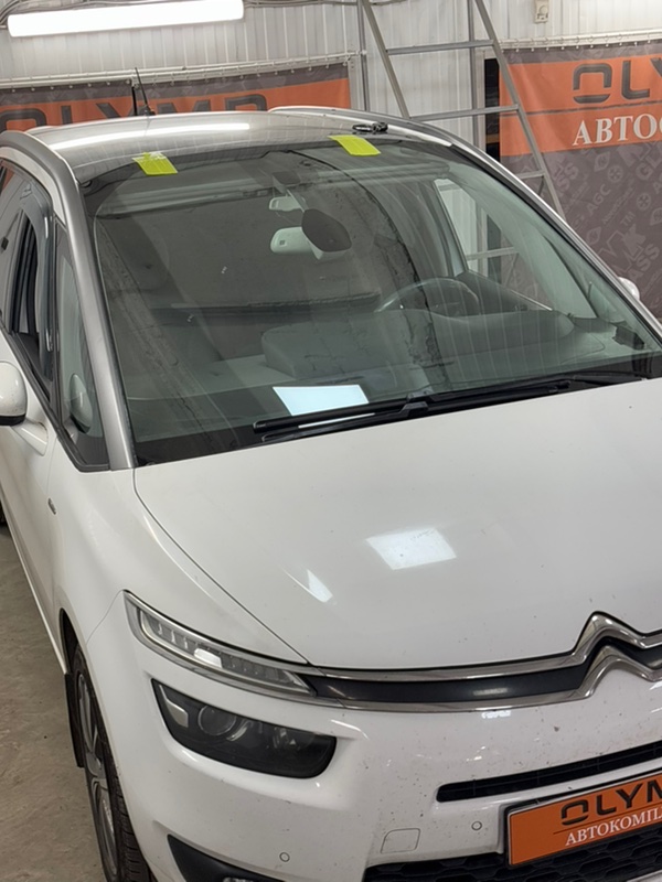Стекло лобовое переднее C4 Picasso 2014-2020 3D DV6C
