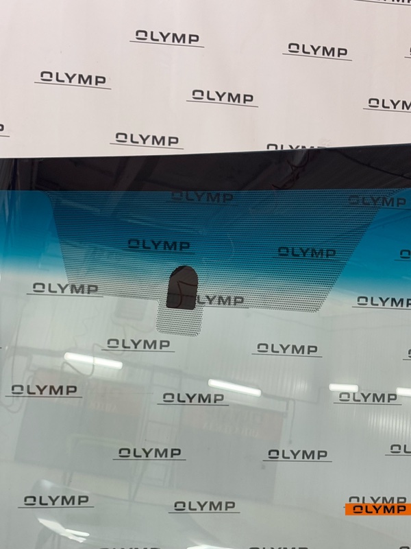 Стекло лобовое переднее Voltz 2002-2008 ZZE136 1ZZ-FE