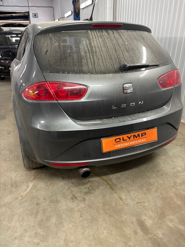 Стекло лобовое переднее Leon 2005-2013 1P1 CBZB