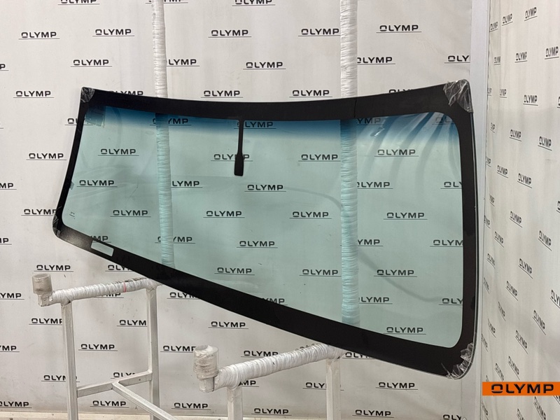 Стекло лобовое переднее H2 2002-2013 E85