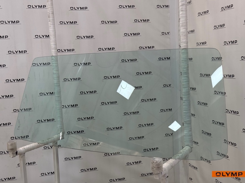 Стекло лобовое переднее 4x4 2121 Нива 1977-2025 2121 ВАЗ-21214