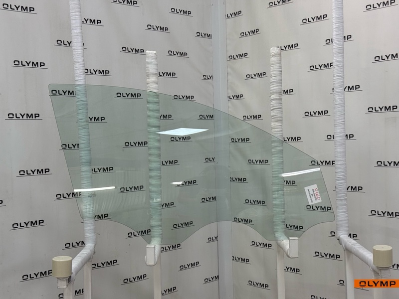 Стекло двери переднее правое Kia Ceed 2006-2012 ED G4FC 824211H000 новая