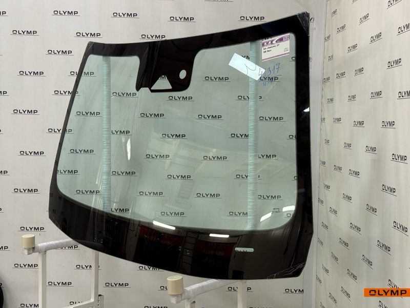 Стекло лобовое переднее J7 2023-2026 T1EJ SQRF4J16C Стекло лобовое переднее J7 2023-2026 T1EJ SQRF4J16C