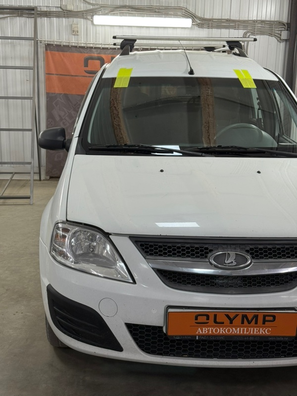 Стекло лобовое переднее Logan 2004-2022 LS0