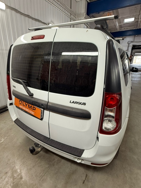 Стекло лобовое переднее Logan 2004-2022 LS0