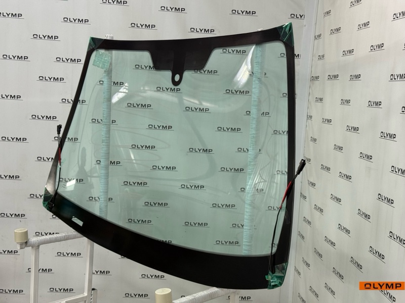 Стекло лобовое переднее Jaguar X-Type X400 AJ20 Стекло лобовое переднее Jaguar X-Type X400 AJ20