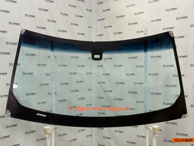 Стекло лобовое переднее Discovery 2004-2009 L319 AJD