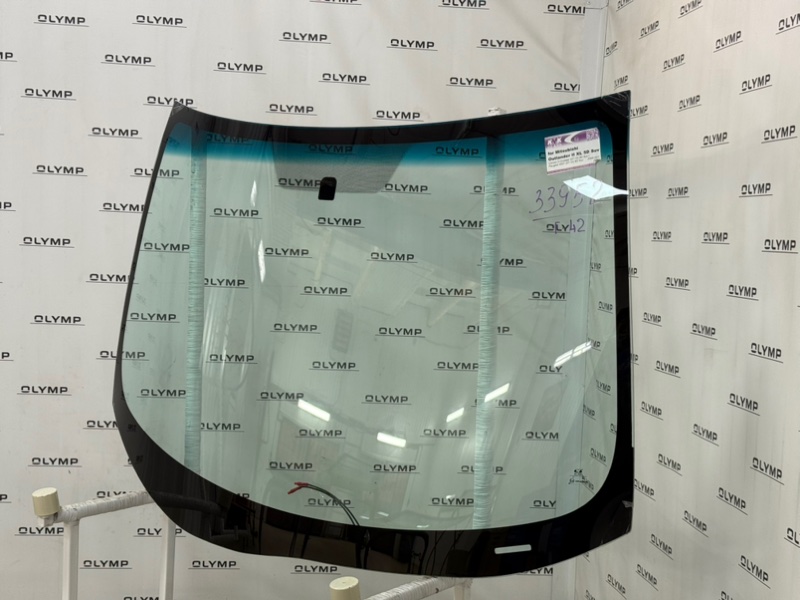 Стекло лобовое переднее Outlander 2005-2012 CW0W 4B12