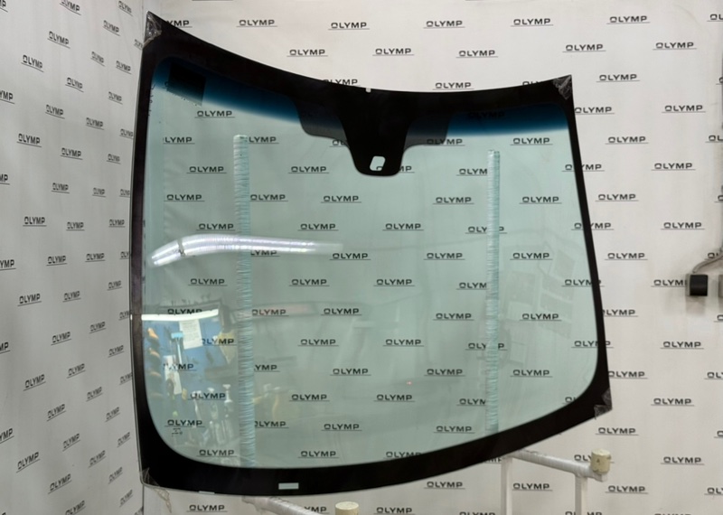 Стекло лобовое переднее Peugeot Expert VF3V