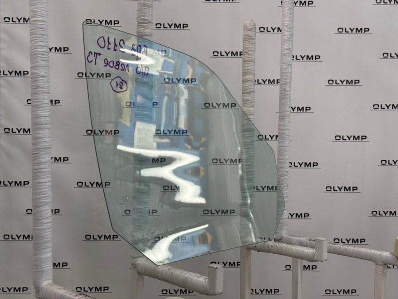 Стекло двери переднее левое Приора 1995-2018 2170 ВАЗ-21126