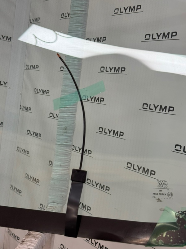 Стекло лобовое переднее 4x4 2121 Нива 1977-2025 2121 ВАЗ-21214