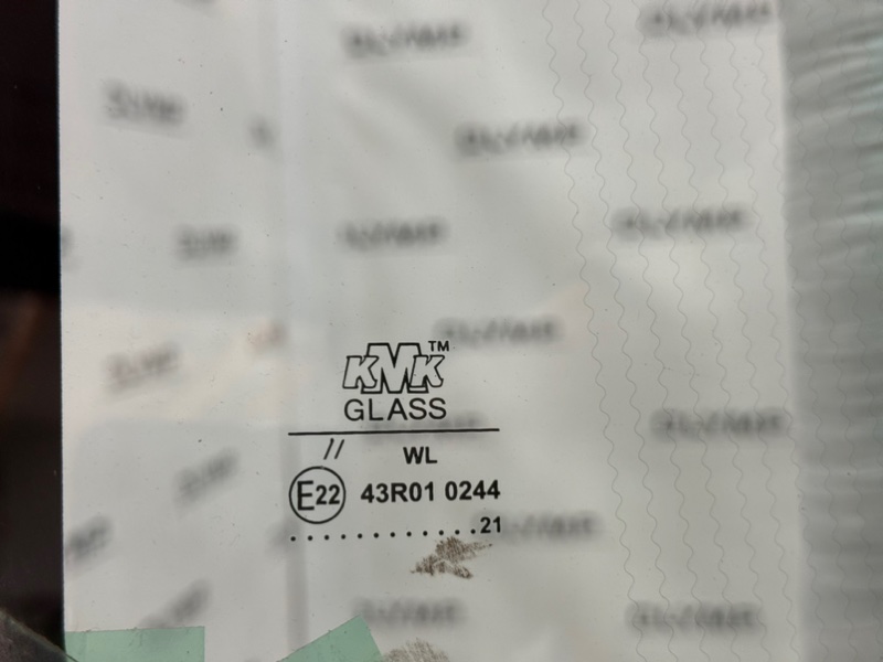 Стекло лобовое переднее 4x4 2121 Нива 1977-2025 2121 ВАЗ-21214