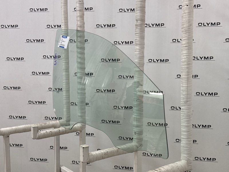 Стекло двери переднее правое Sportage 2010-2016 SL D4HA