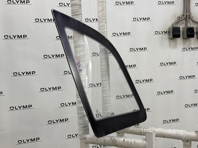 Стекло боковое (собачник) заднее правое Лада Калина 1117 ВАЗ-11194