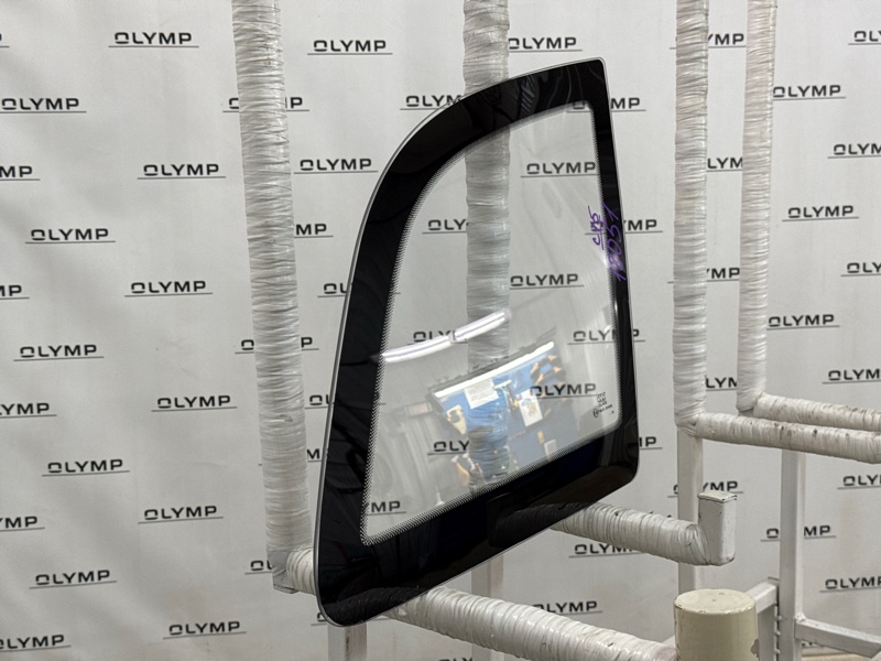 Стекло боковое (собачник) заднее правое Калина 2004-2013 1117 ВАЗ-11194