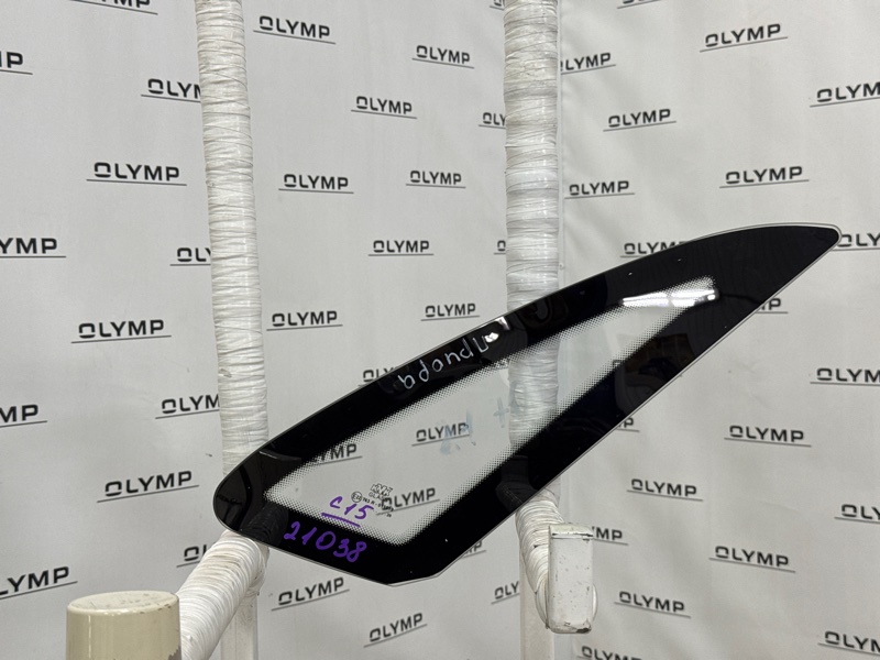 Стекло боковое (собачник) заднее левое Лада Приора 2007-2018 2170 новая