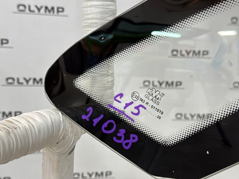 Стекло боковое (собачник) заднее левое Приора 2007-2018 2170