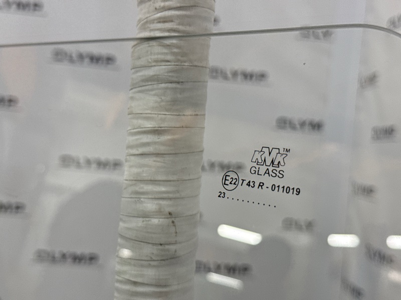 Стекло боковое переднее Нива 1977-2021 21213