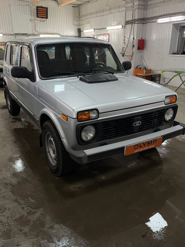 Стекло лобовое переднее 4x4 2121 Нива 1977-2025 2121 ВАЗ-21214