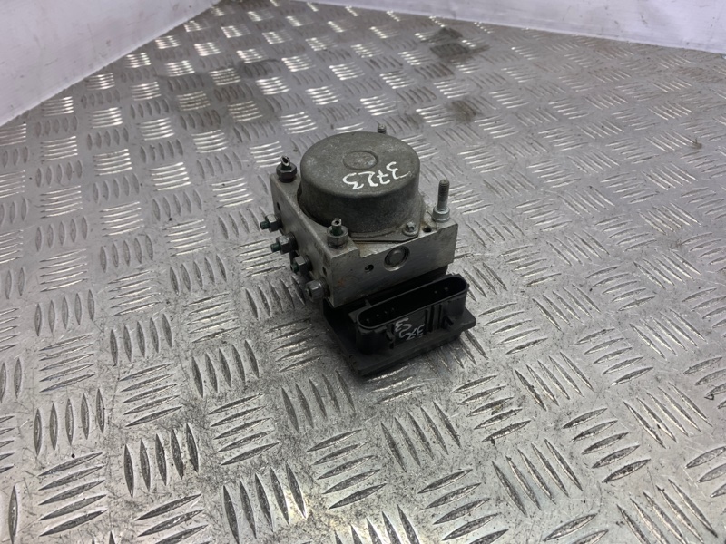 Блок ABS Renault Logan 2005-2014 1 K4M 476604621R контрактная