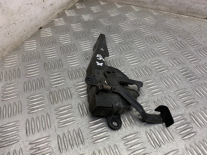 Замок капота Camry 2006 V40 2AZFE Замок капота Camry 2006 V40 2AZFE