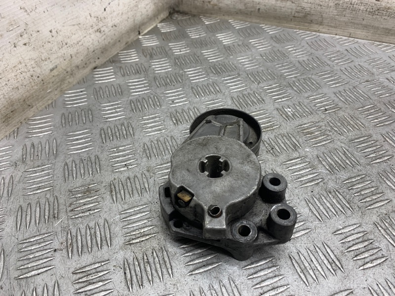 Натяжитель ремня Tiguan 2010 1 NF CAVA Натяжитель ремня Tiguan 2010 1 NF CAVA