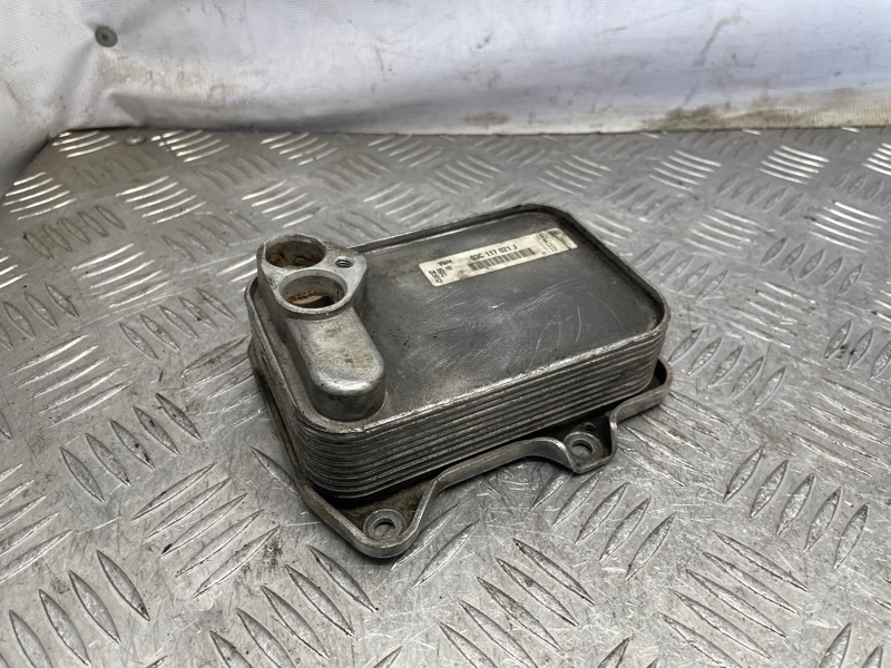 Радиатор масляный Volkswagen Tiguan 2010 1 NF CAVA 03C117021J контрактная