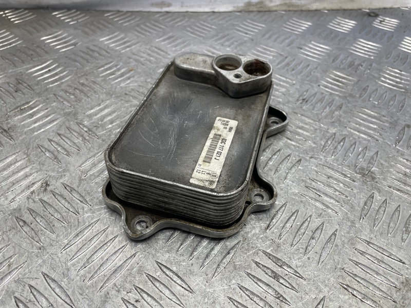 Радиатор масляный Tiguan 2010 1 NF CAVA