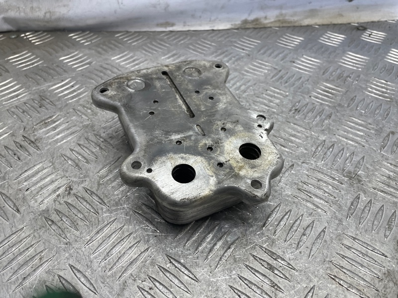 Радиатор масляный Tiguan 2010 1 NF CAVA