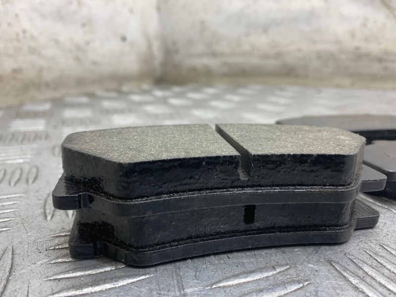 Тормозные колодки переднее 940 1998 945 Тормозные колодки переднее 940 1998 945