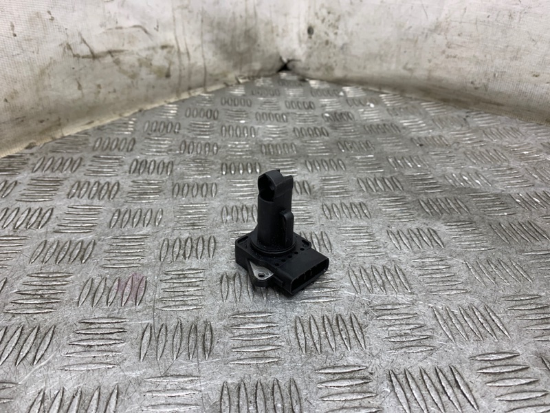 Датчик расхода воздуха 6 2005 GG L813 Датчик расхода воздуха 6 2005 GG L813