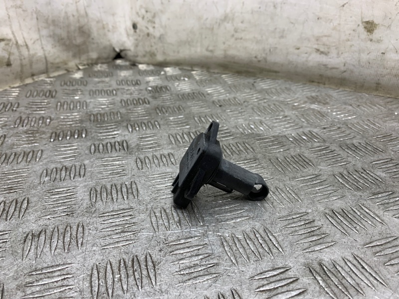 Датчик расхода воздуха Toyota Camry V30 2AZFE