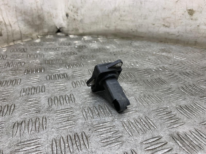 Датчик расхода воздуха Camry 2005 V30 2AZFE