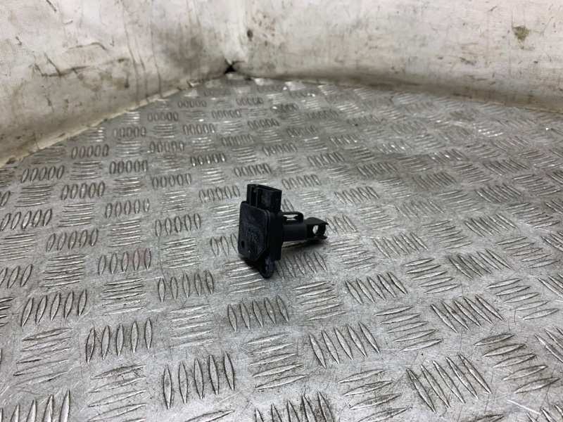 Датчик расхода воздуха Camry 2005 V30 2AZFE