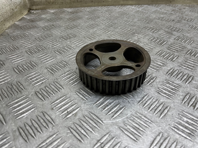 Шестерня распредвала Megane 2008 2 K4M Шестерня распредвала Megane 2008 2 K4M