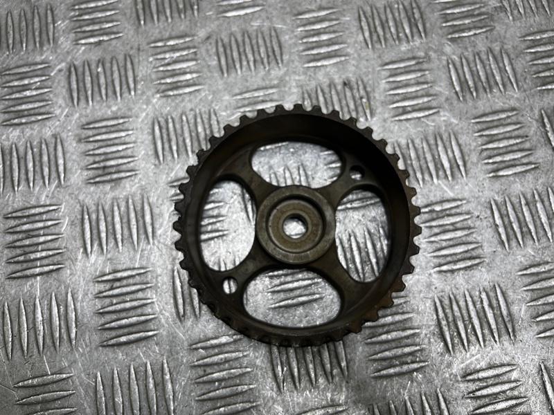 Шестерня распредвала Megane 2008 2 K4M Шестерня распредвала Megane 2008 2 K4M