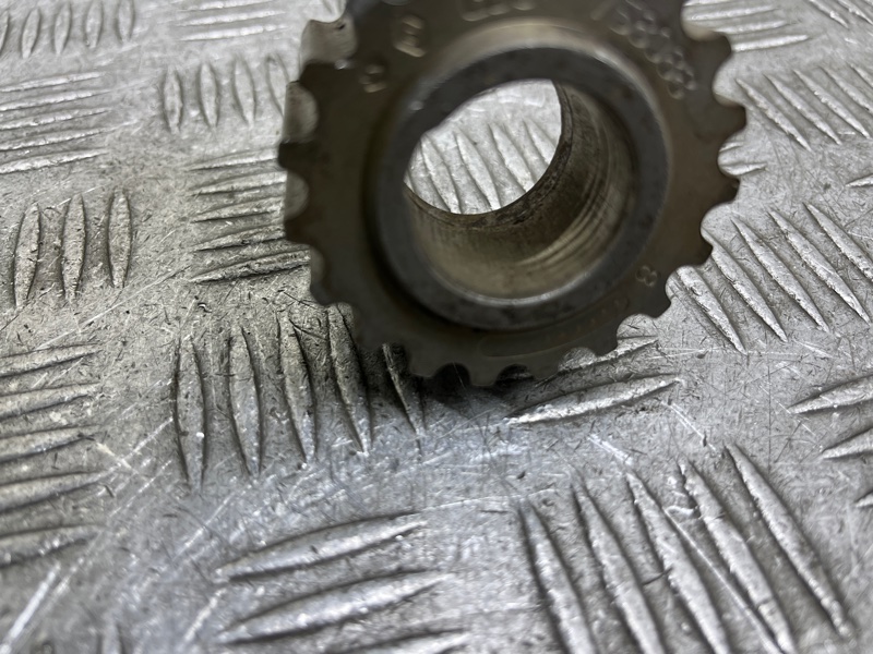 Шестерня коленвала Megane 2008 2 K4M Шестерня коленвала Megane 2008 2 K4M