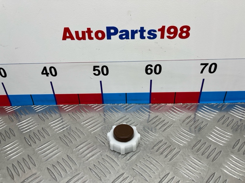 Крышка расширительного бачка X-TRAIL 2017 T32 MR20DD Крышка расширительного бачка X-TRAIL 2017 T32 MR20DD