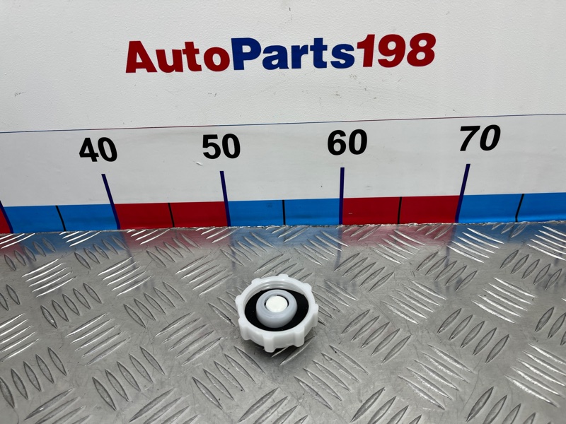 Крышка расширительного бачка X-TRAIL 2017 T32 MR20DD Крышка расширительного бачка X-TRAIL 2017 T32 MR20DD