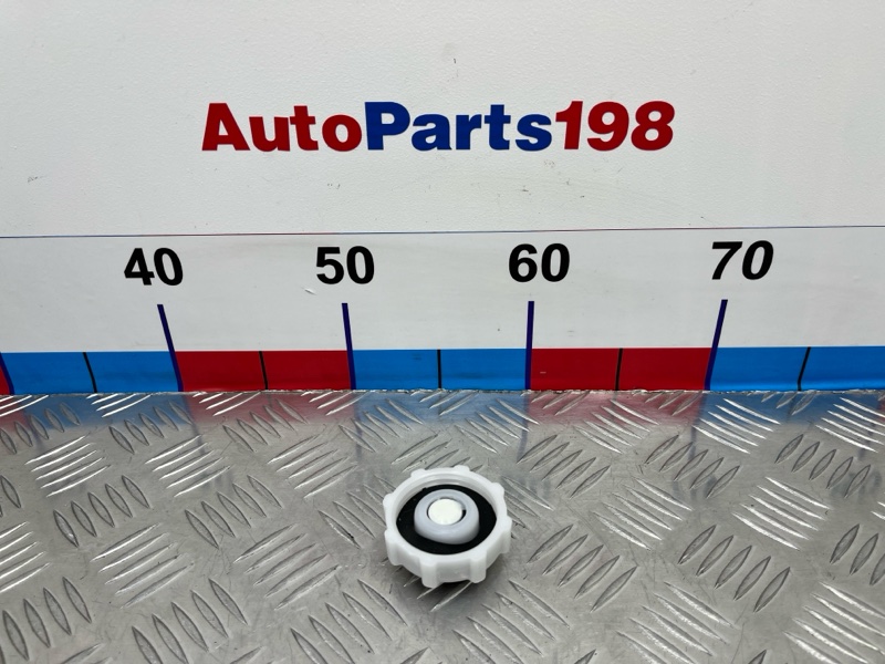 Крышка расширительного бачка X-TRAIL 2017 T32 MR20DD Крышка расширительного бачка X-TRAIL 2017 T32 MR20DD