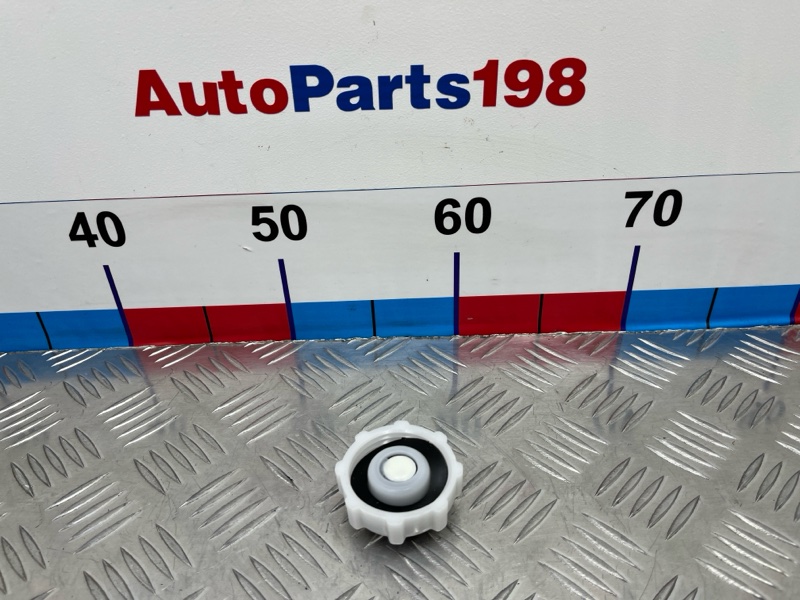 Крышка расширительного бачка X-TRAIL 2017 T32 MR20DD Крышка расширительного бачка X-TRAIL 2017 T32 MR20DD