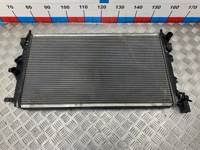 Радиатор охлаждения двигателя L9 2022 L2E15M Радиатор охлаждения двигателя L9 2022 L2E15M