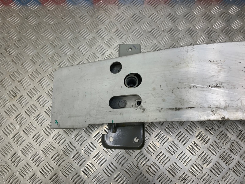 Усилитель бампера передний L9 2022 L2E15M