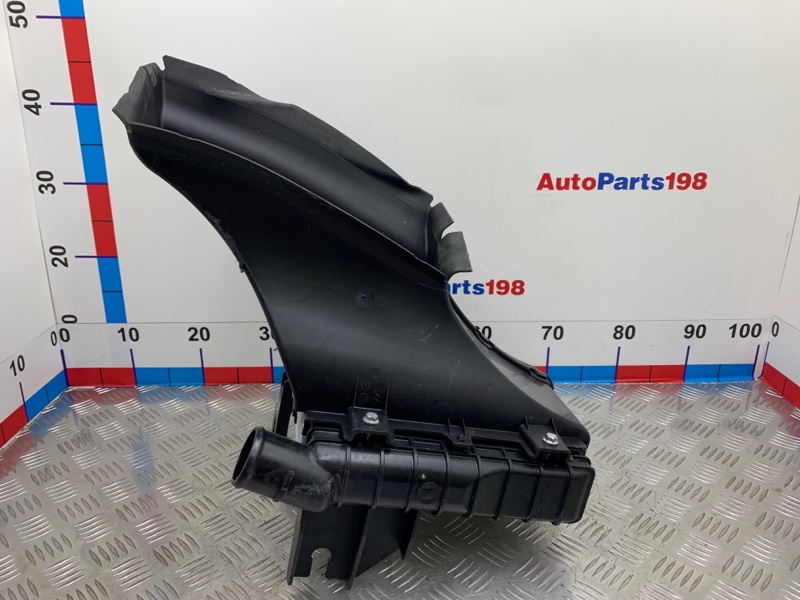 Радиатор охлаждения левый L9 2022 L2E15M Радиатор охлаждения левый L9 2022 L2E15M