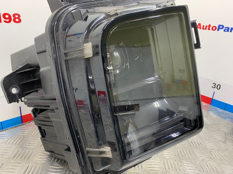 Фара правая LiXiang L9 L2E15M Фара правая LiXiang L9 L2E15M