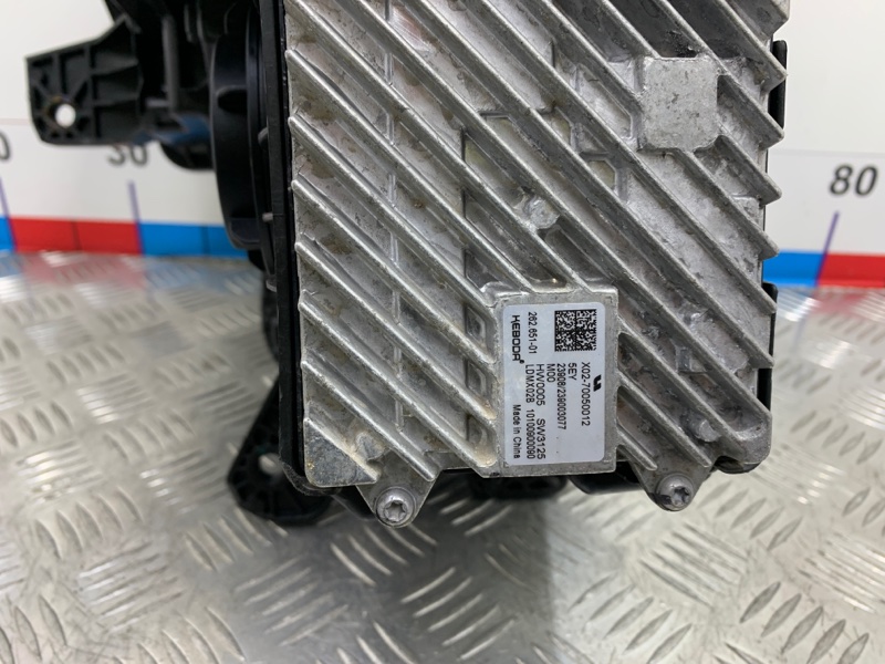 Фара правая L9 2022 L2E15M Фара правая L9 2022 L2E15M